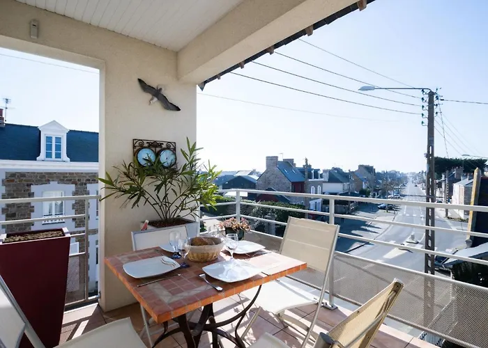 Apartment Clos Schuman By Interhome